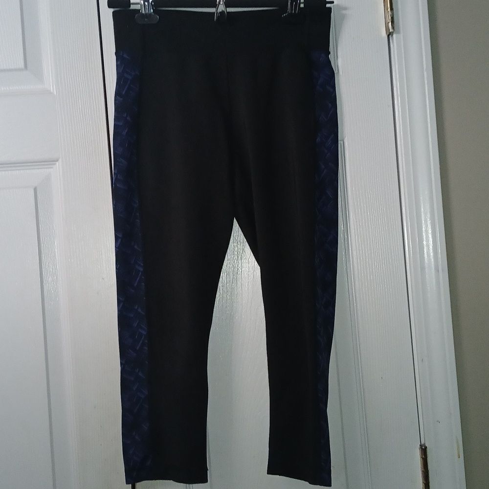 Adidas Climalite black blue workout capri pants  Sz S  EUC
